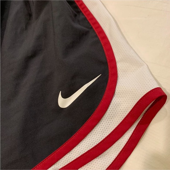 ✨ STANFORD NIKE SHORTS ✨ - Picture 3 of 6
